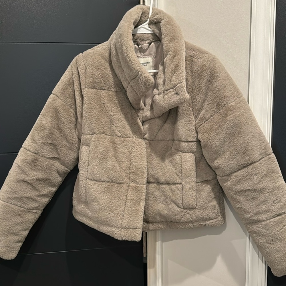 Abercrombie Sherpa Mini Puffer